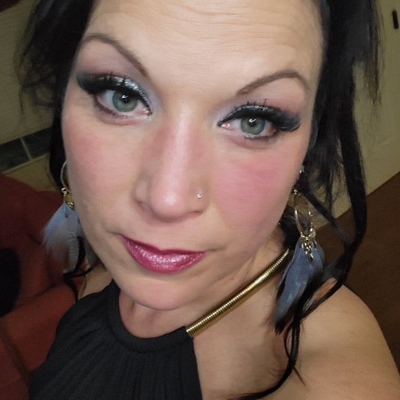 Meet your Posher, Jennifer - Picture 7 of 8